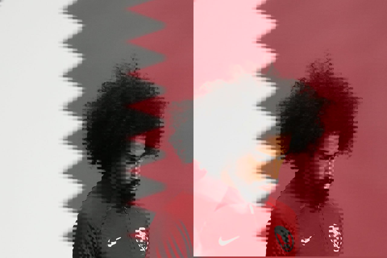 1982054