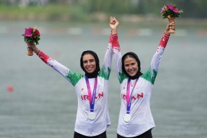 سهمیه المپیک در مشت دختران روئینگ ایران