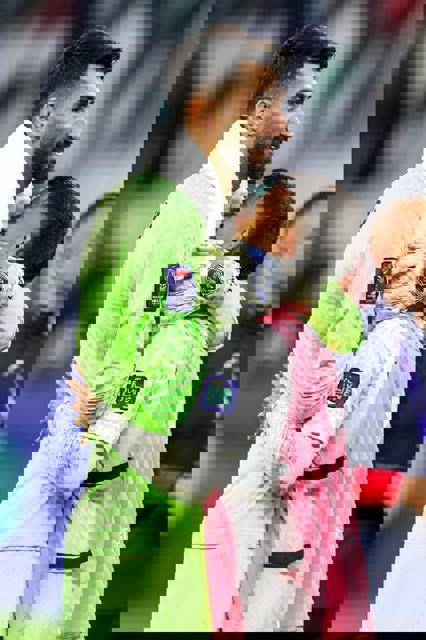 1982409