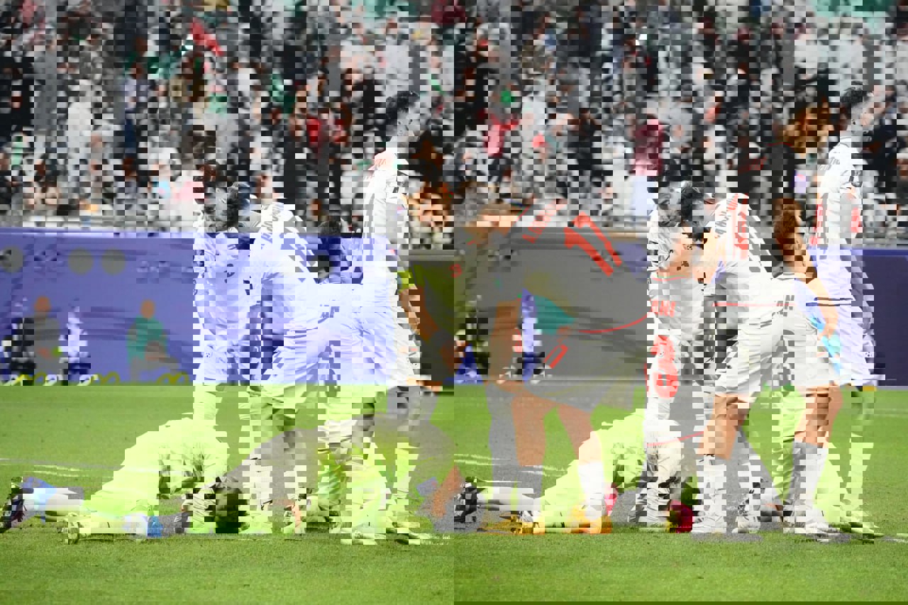 1982473