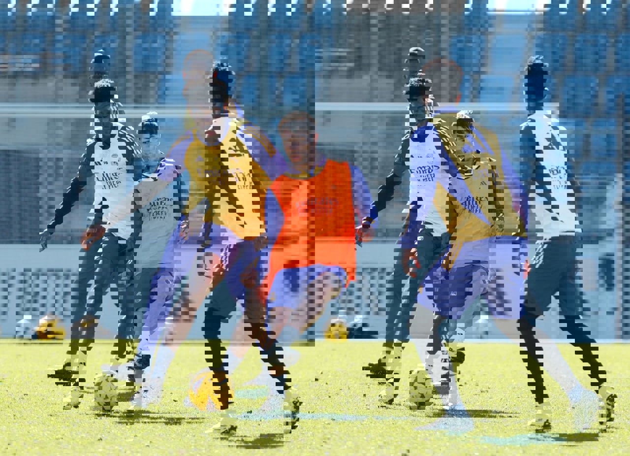 1982594