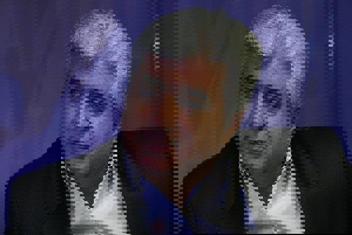 1983183