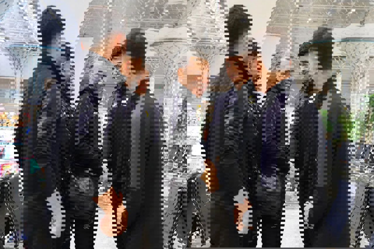 1983363