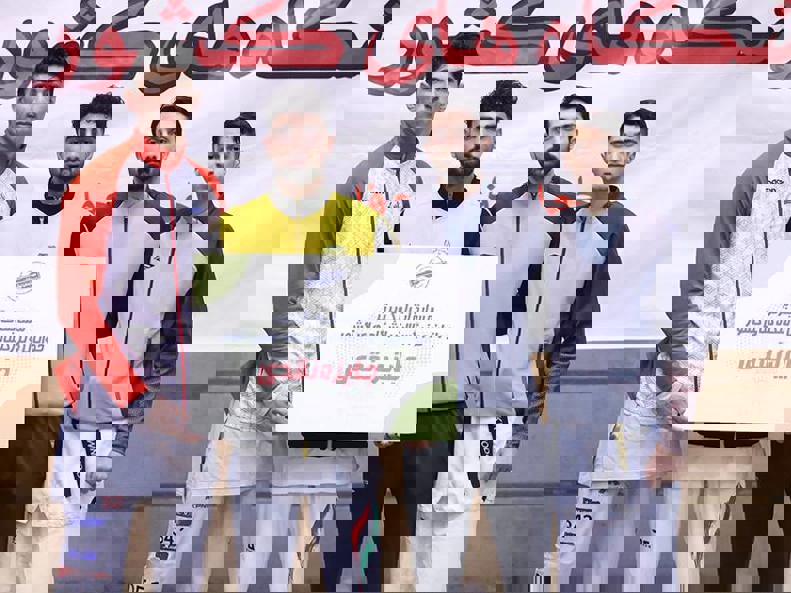 1983332