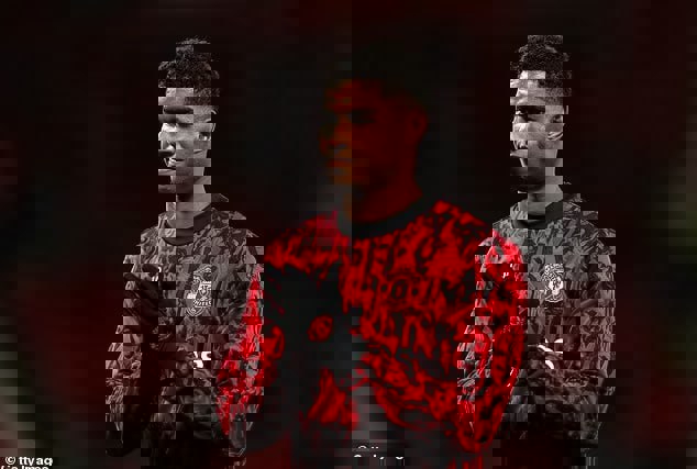حضور ستاره جنجالی یونایتد در جلسه سرنوشتساز