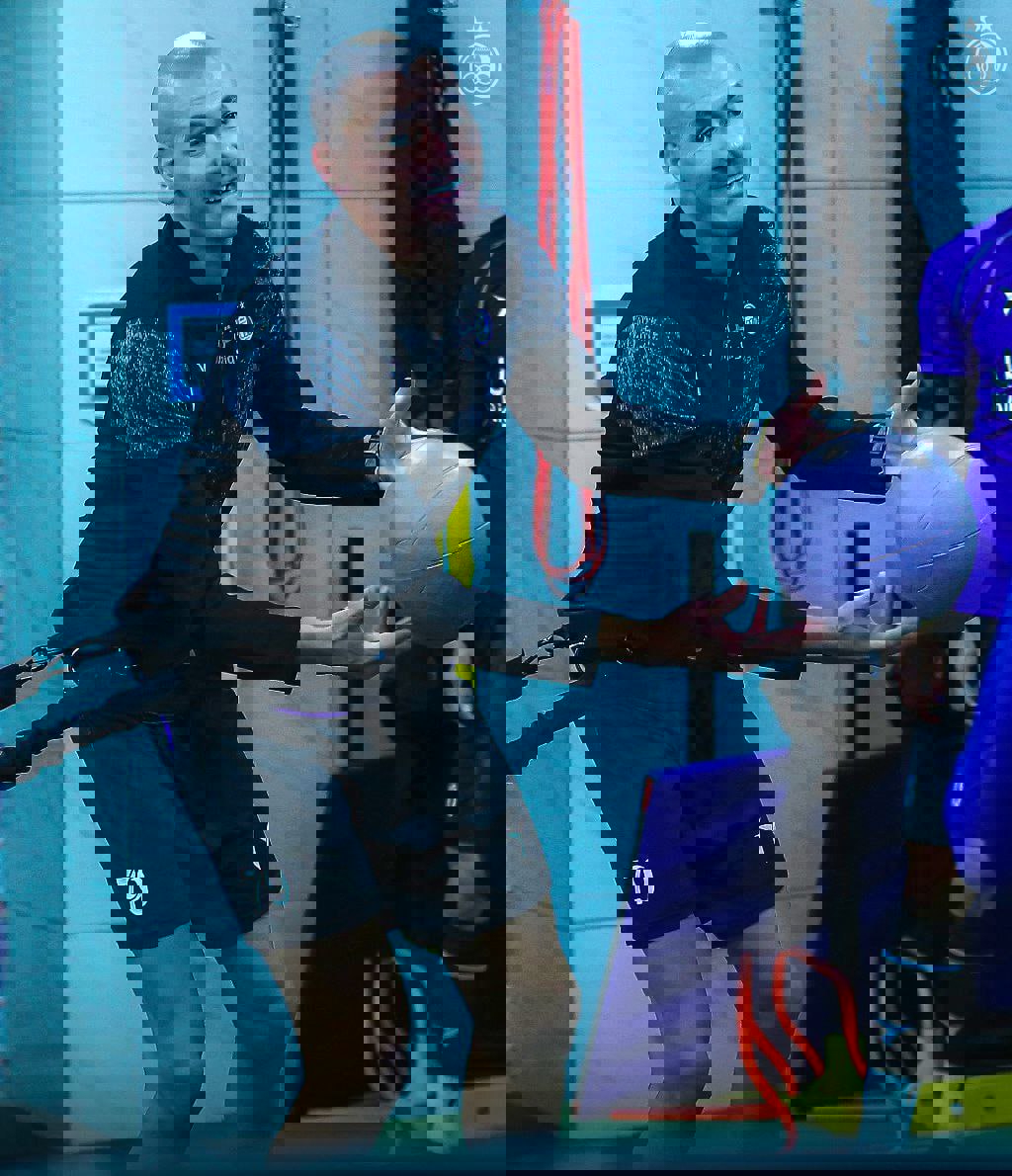 1985077