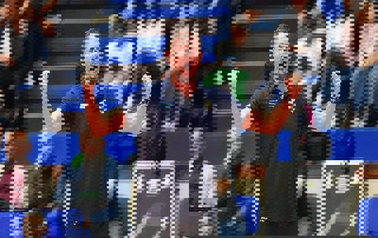 1984742