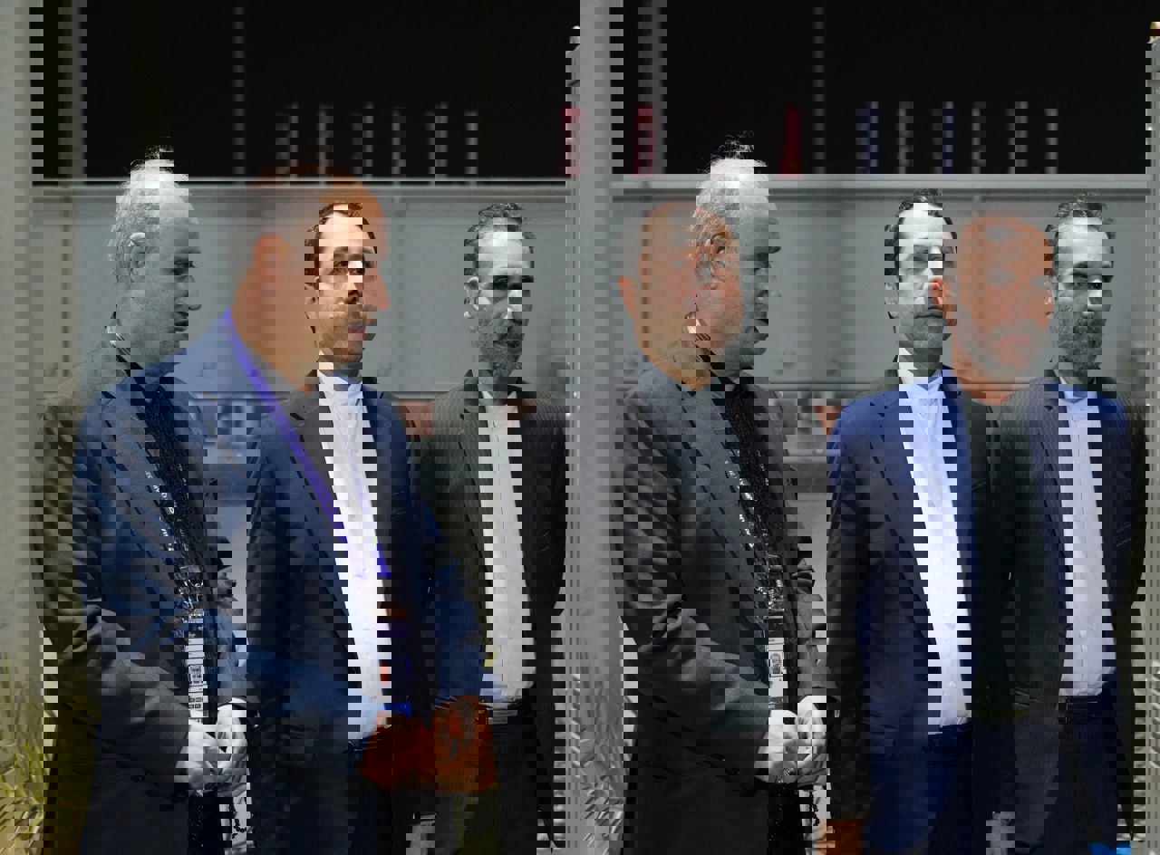 1984981
