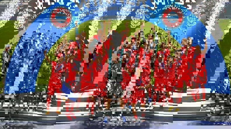 1984891
