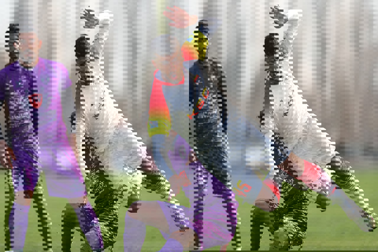 1984945