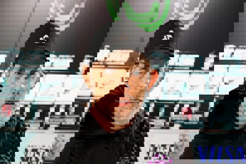 1985021
