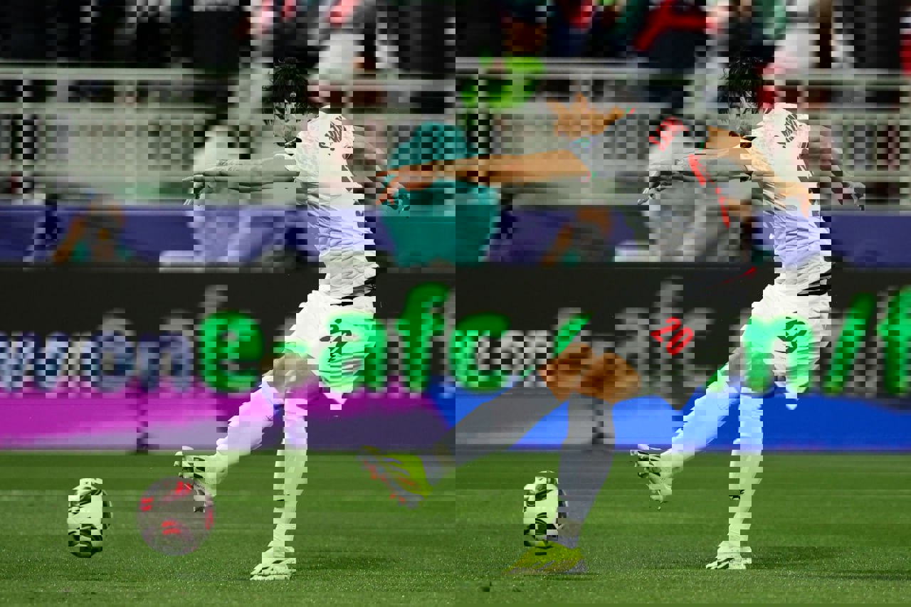 1985483