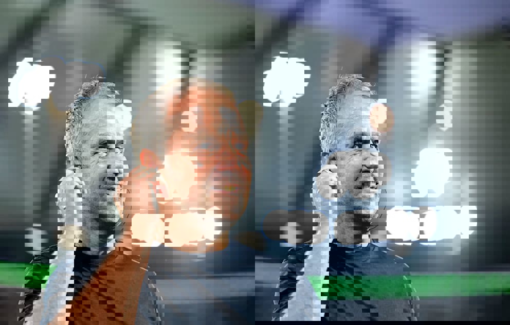 1985438