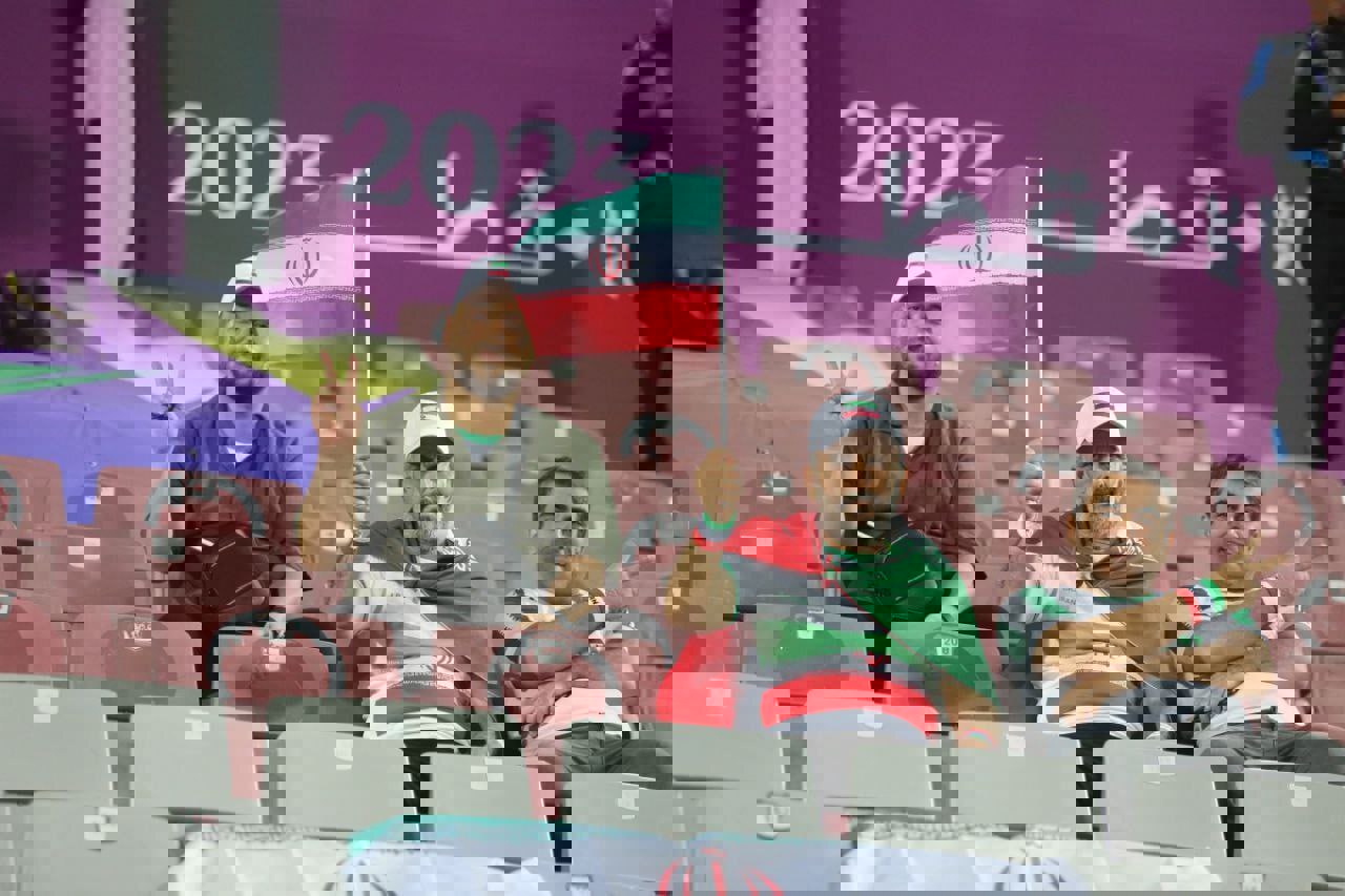 1985368