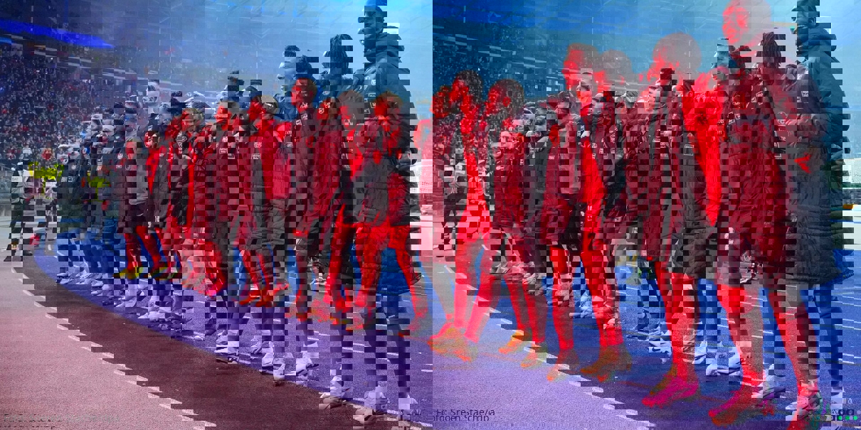 1985597