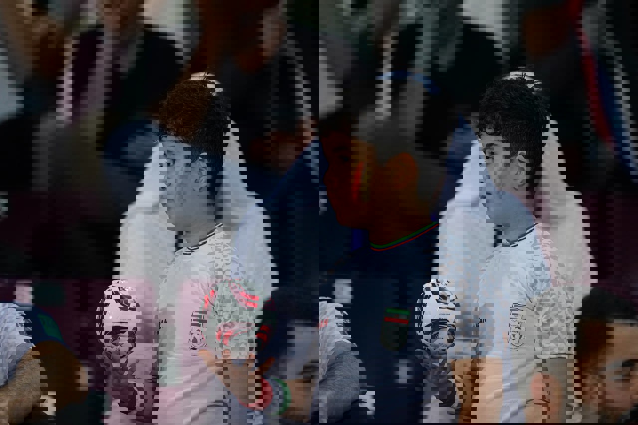 1985837