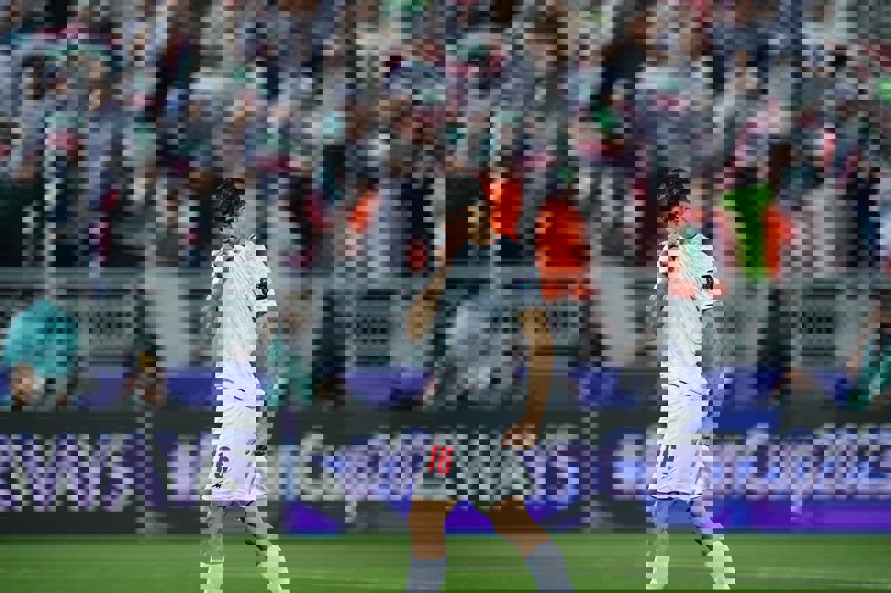 1985936