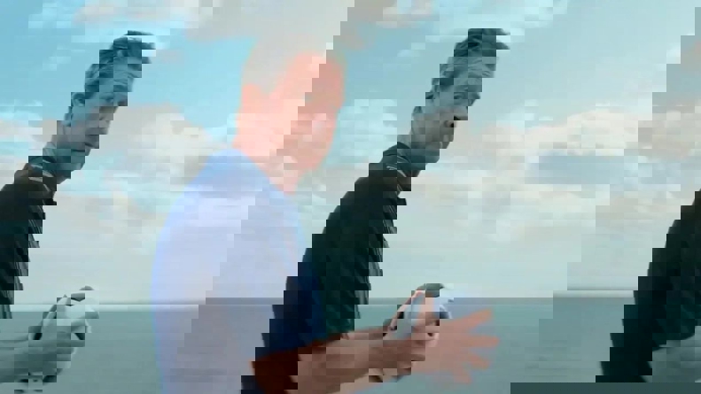 1986069