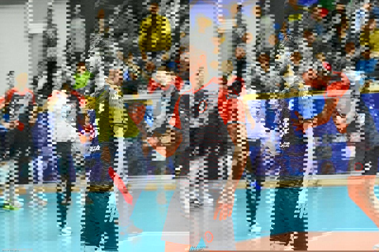 1986033