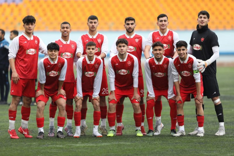 باورنکردنی: قهرمانی پایه‌های پرسپولیس بعد از 21 سال!