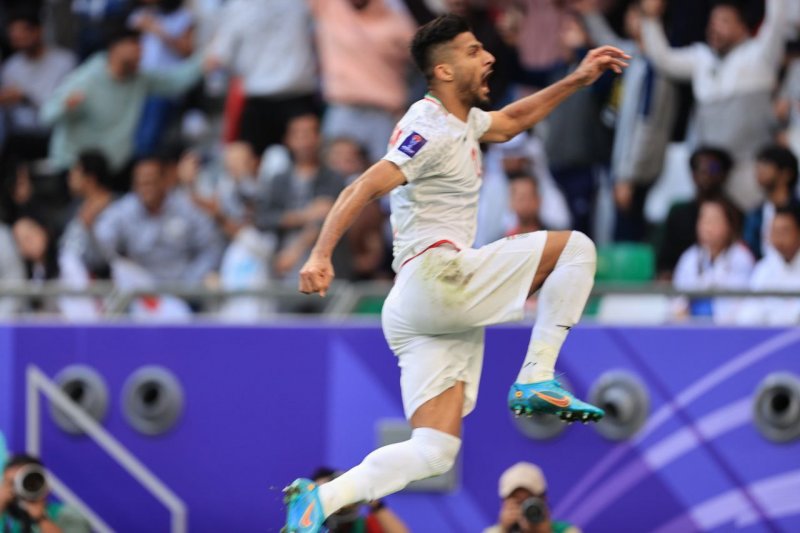 گلزن ایران برابر ژاپن نیمکتنشین شد