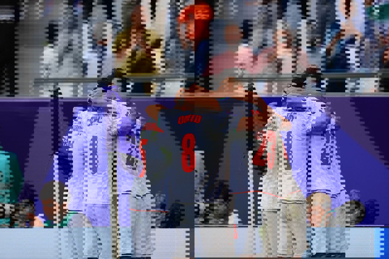 1986572