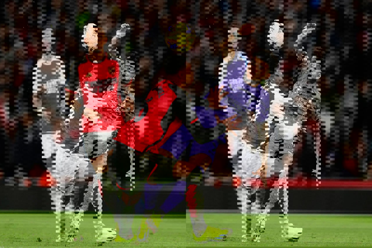 1987078