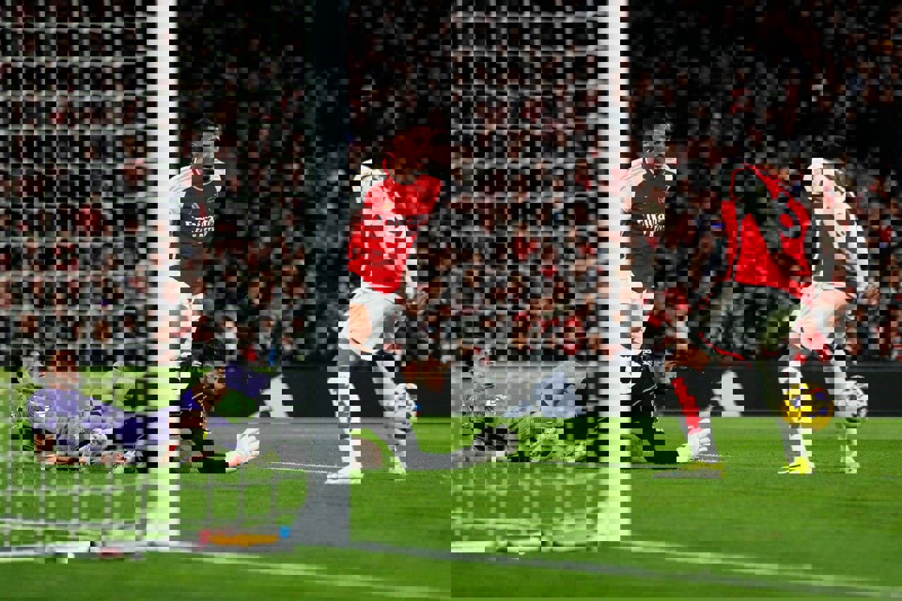 1987093
