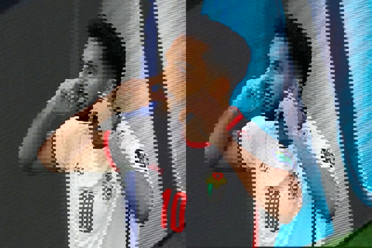 1987833