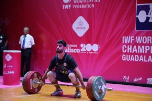 اولین مدال وزنه‌برداری ایران در قهرمانی آسیا نقره شد