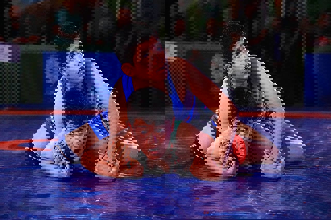 1988084