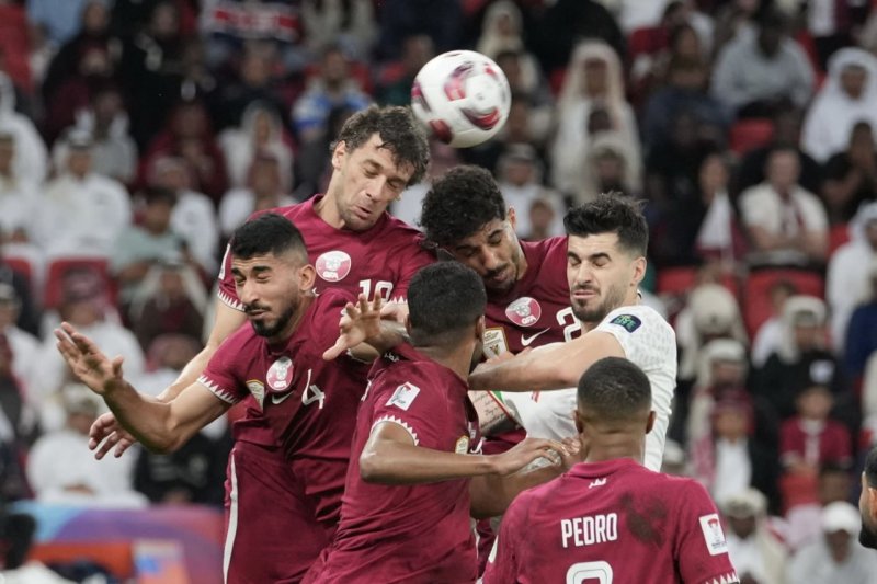 روزنامه اماراتی: عدد 13 برای قطر شانس آورد!‏