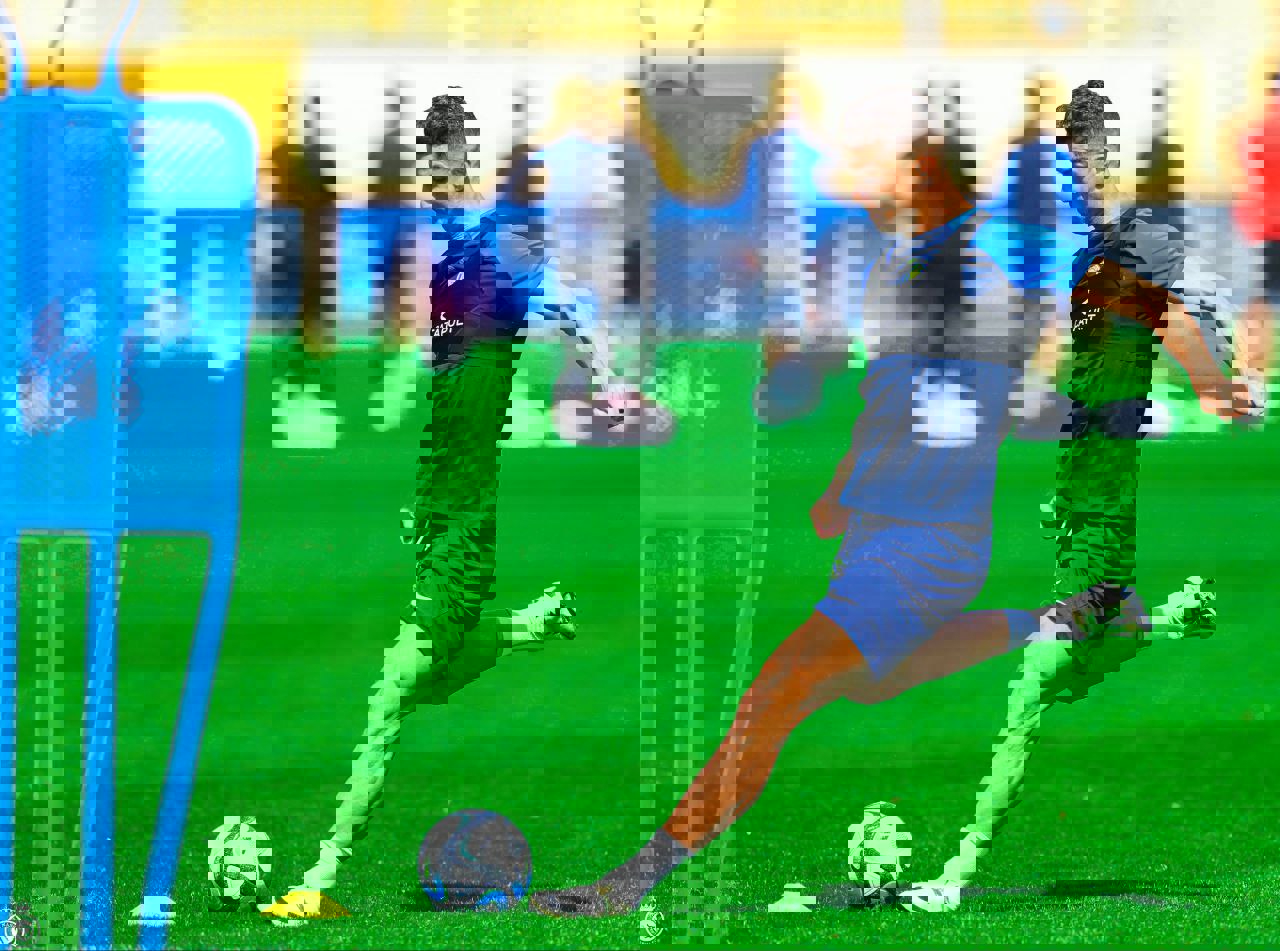 1988372