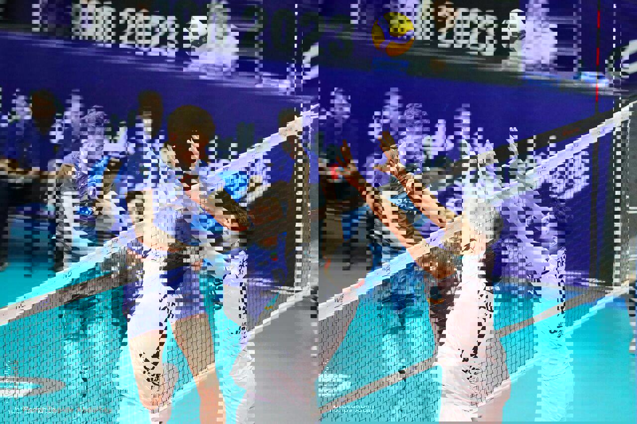 1988749