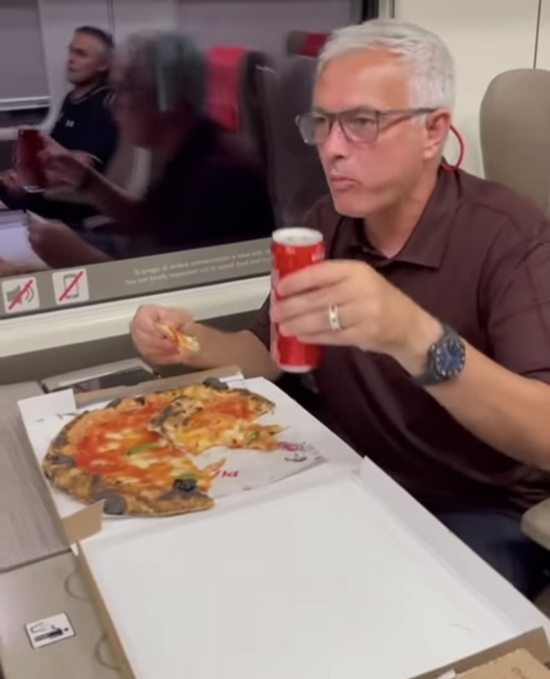 از هالند، مسی و رونالدو تا عابدزاده و جباری / رابطه فوتبال و پیتزا: بهترین‌ها عاشق پیتزا هستند! 7