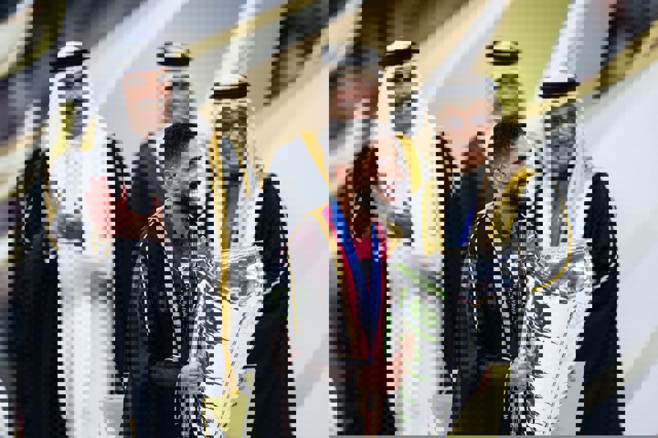 1989472