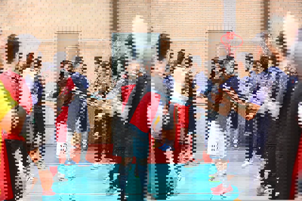1989143