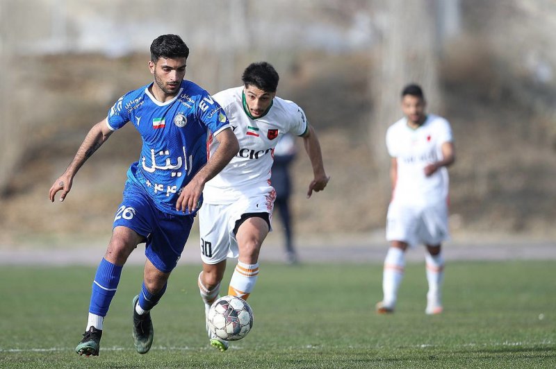 بازیکن خبرساز همچنان با پیراهن استقلال (عکس)