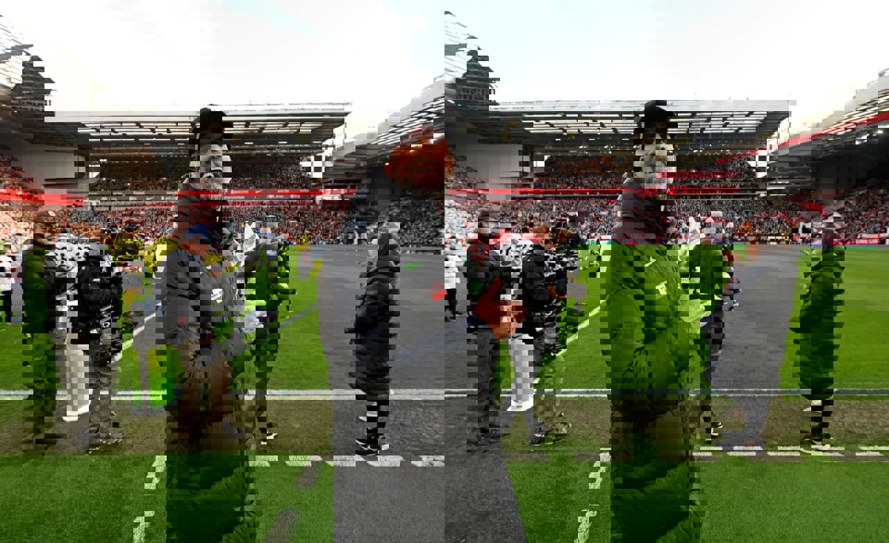 1989387