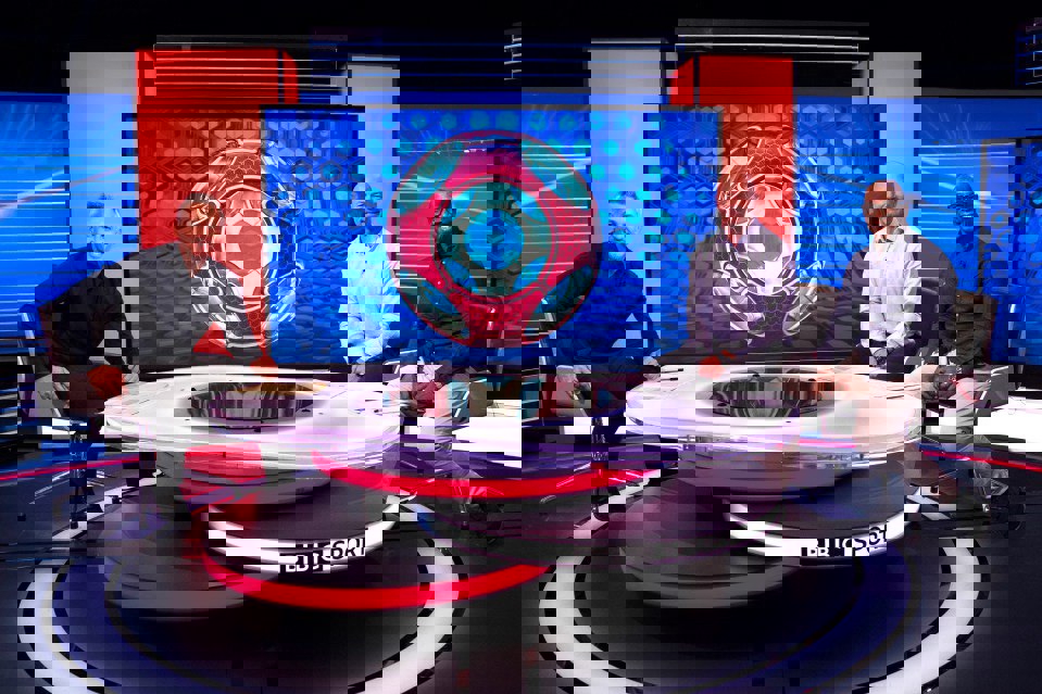 1989426