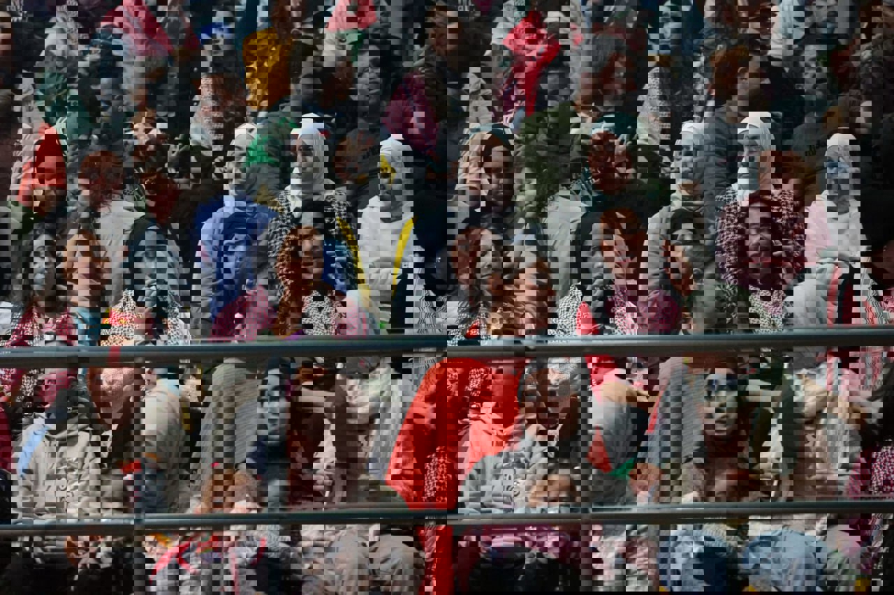 1989567