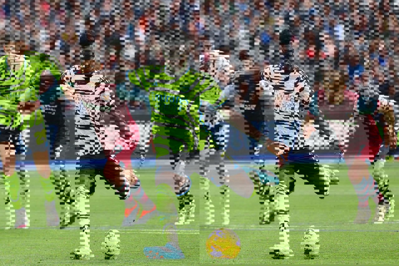 1989754