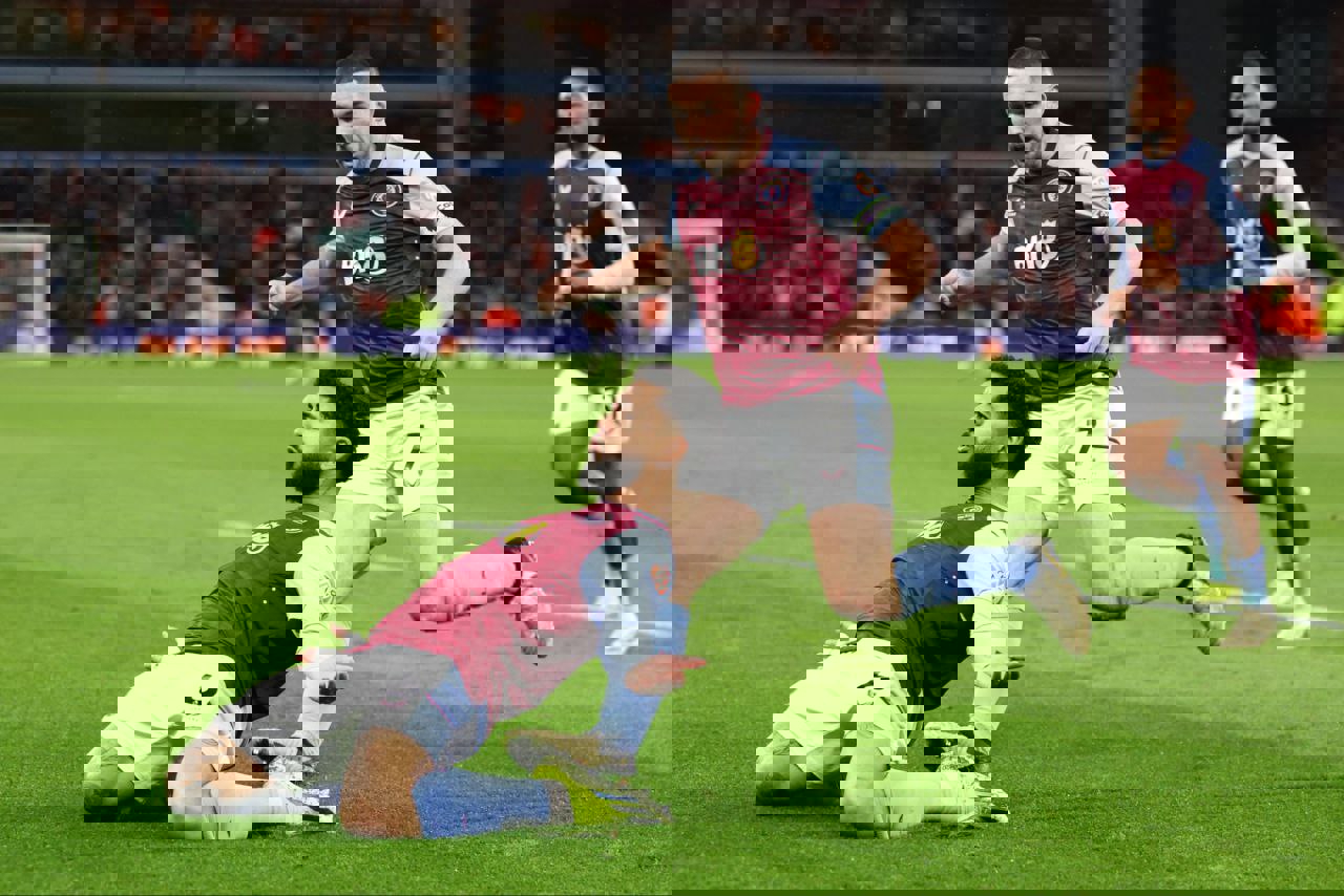 1989858