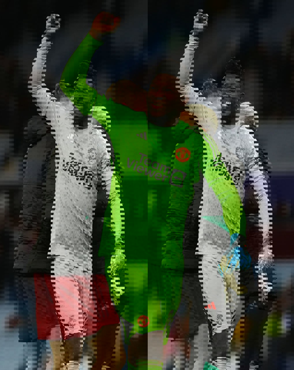 1989941
