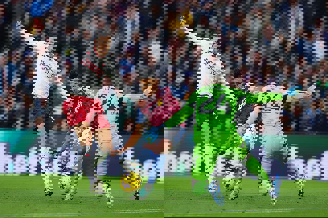 1989942
