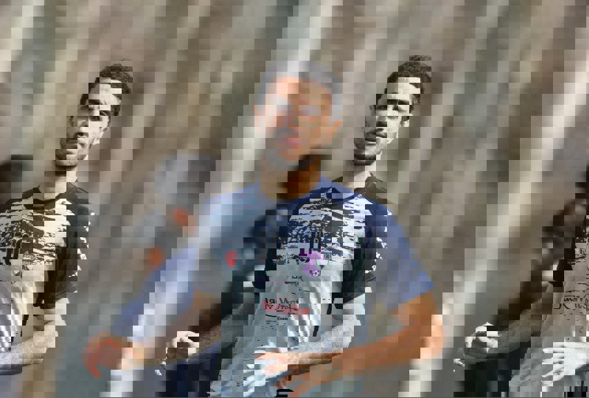 1990247