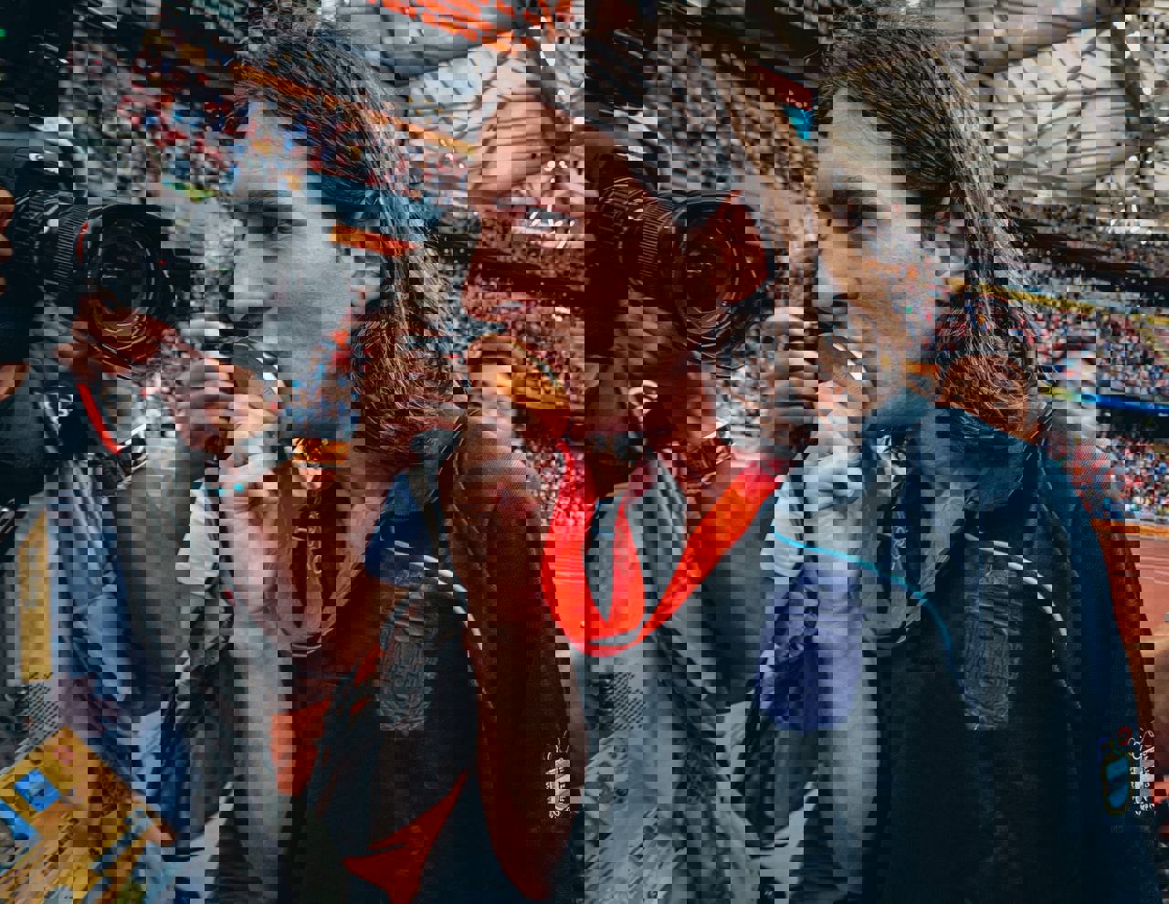 1990282
