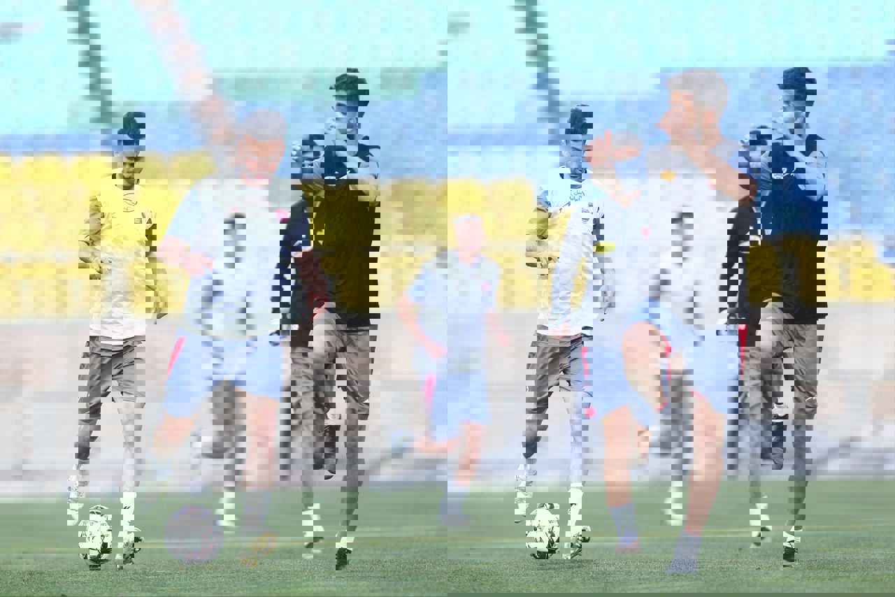 1990498