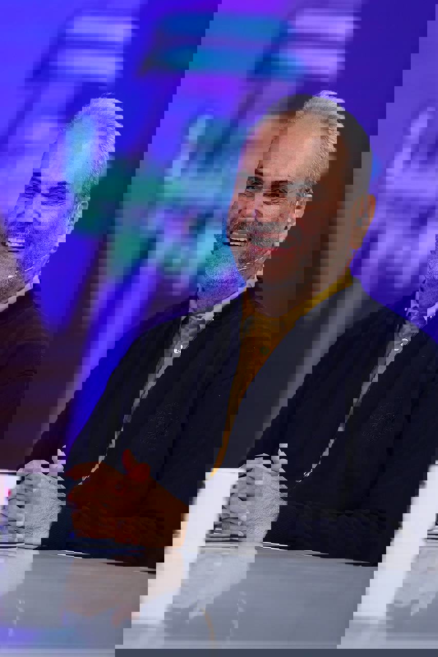 1990666