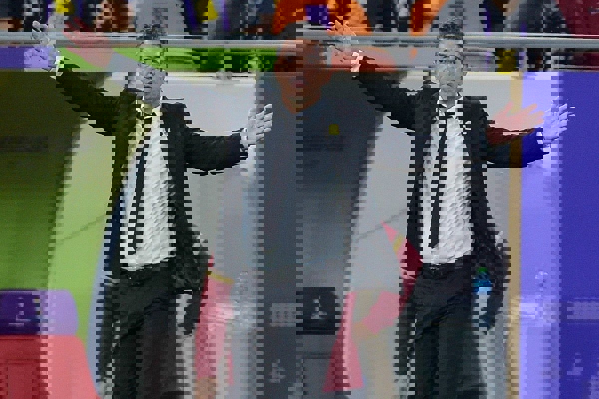 1990919